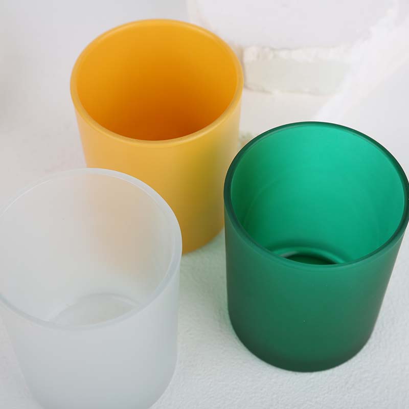 Stock 8.4*7cm Sticky Multi-color Luxury Matte Frosted Candle Jars Container Empty Glass Jar for Candle Making With Lid 