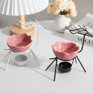 Deer-Shaped Home Decoration Metal Tealight Candle Holders Essential Oil Incense Aroma Burner Tea Light Holder 