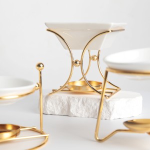 Luxury Gold Metal Fragrance Aromatherapy Essential Oil Warmer Diffuser Tealight Candle Holder Oil Burner for Yoga Spa Home Decor 