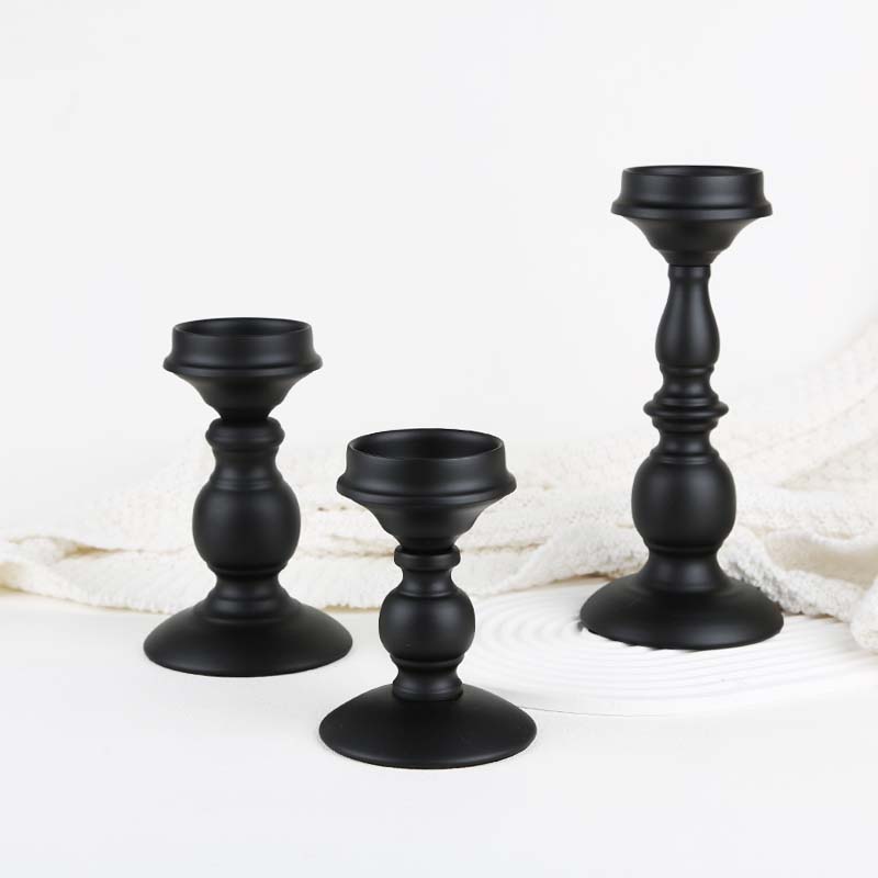 Nordic European Romantic Black Iron Candlestick Candelabrum Table Decoration Home Wedding Gift Candle Stand for Pillar Candle 