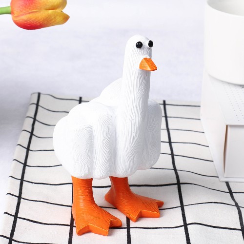 Hot Sales Funny Cute Knick-Knacks Resin Middle Finger Statue Figurine Whimsical Decor Crafts Decoration Wholesale for Home
