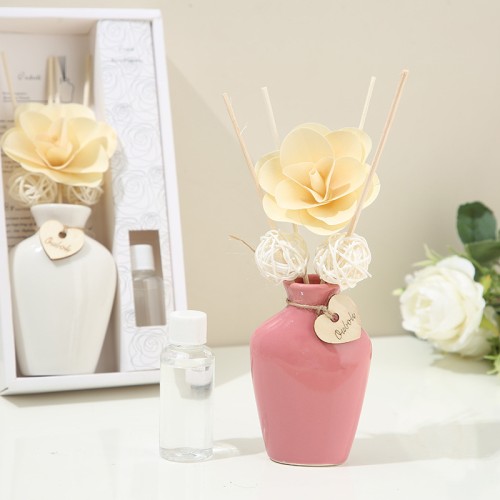 Elegant Home Fragrance Gift Flower Sticks Ceramic Bottle Reed Diffuser Set With Aromatherapy Oil Refill for Bathroom Shelf Decor
